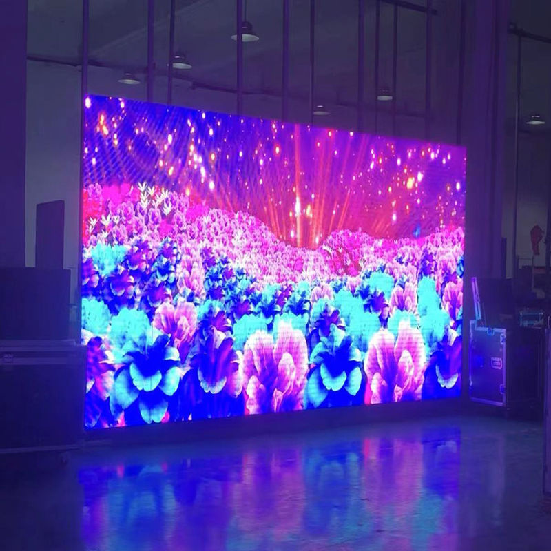 عرض LED للكونسيرات الداخلية
