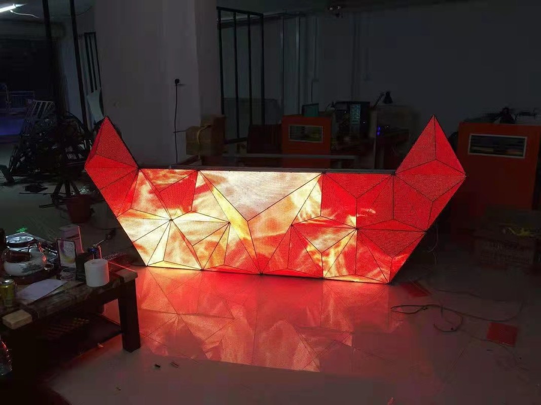 P2 P2.5 P3.91 تكنولوجيا الشاشة المبتكرة ، مكتب DJ LED داخلي RGB