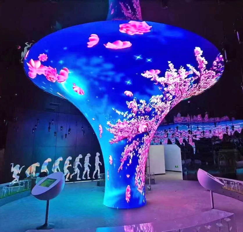 شاشة عرض LED خفيفة الوزن مرنة الحائط الشاشة متعددة الألوان 2mm مساحة البكسل
